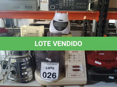 LOTE 026 - 04 SANDUICHEIRAS, 02 TORRADEIRAS, 05 MOTORES DE LIQUIDIFICADOR, 02 COPOS DE LIQUIDIFICADOR, 01 PROCESSADOR DE ALIMENTO E 01 MOEDOR DE ALIMENTOS DE MARCAS E MODELOS DIVERSOS. (NO ESTADO) ATENÇÃO! FAZER A VISITAÇÃO ANTES DE ARREMATAR, NÃO SABEMOS SE FUNCIONA, LEILÃO NÃO TEM GARANTIA E NEM DEVOLUÇÃO, SUJEITO A POSSÍVEIS AVARIAS VISÍVEIS/OCULTAS E/OU AUSÊNCIA DE COMPONENTES.