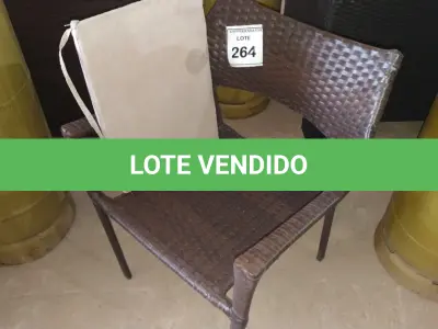 LOTE 264 - 01 CADEIRA DE JARDIM. (NO ESTADO EM QUE SE ENCONTRA. SUJEITO A AVARIAS OCULTAS/VISÍVEIS.) BH1647A