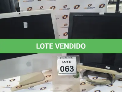 LOTE 063 - 01 IMAC E 01 MONITOR MARCA LG. (NO ESTADO) ATENÇÃO! FAZER A VISITAÇÃO ANTES DE ARREMATAR, NÃO SABEMOS SE FUNCIONA, LEILÃO NÃO TEM GARANTIA E NEM DEVOLUÇÃO, SUJEITO A POSSÍVEIS AVARIAS VISÍVEIS/OCULTAS E/OU AUSÊNCIA DE COMPONENTES.