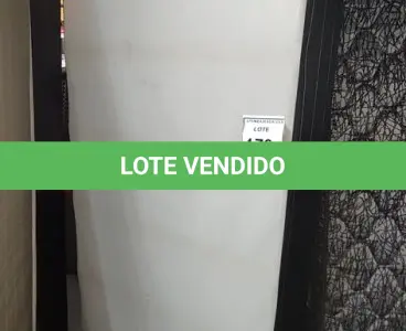 LOTE 170 - 01 BASE DE COLCHÃO SOLTEIRÃO . (NO ESTADO EM QUE SE ENCONTRA. SUJEITO A AVARIAS OCULTAS/VISÍVEIS.)