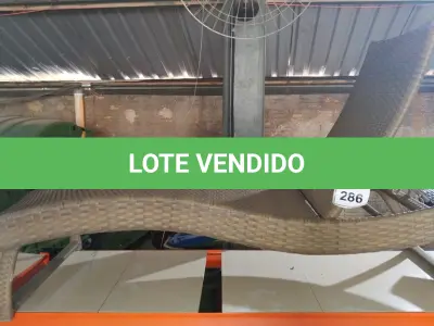 LOTE 286 - 01 ESPREGUIÇADEIRA. (NO ESTADO EM QUE SE ENCONTRA. SUJEITO A AVARIAS OCULTAS/VISÍVEIS.) BH1525P