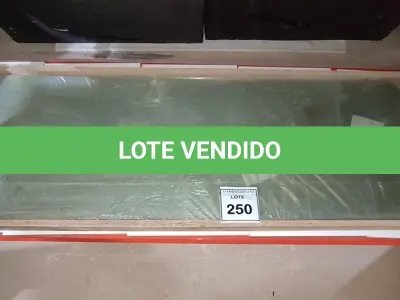 LOTE 250 - 03 VIDROS TEMPERADOS 1,50CM X 0,46CM. 0,8MM.  (NO ESTADO EM QUE SE ENCONTRA. SUJEITO A AVARIAS OCULTAS/VISÍVEIS.)