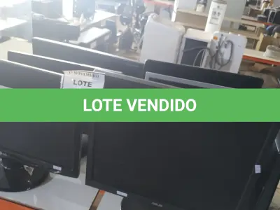LOTE 012 - 07 MONITORES LCD DE MARCAS E MODELOS DIVERSOS. (NO ESTADO) ATENÇÃO! FAZER A VISITAÇÃO ANTES DE ARREMATAR, NÃO SABEMOS SE FUNCIONA, LEILÃO NÃO TEM GARANTIA E NEM DEVOLUÇÃO, SUJEITO A POSSÍVEIS AVARIAS VISÍVEIS/OCULTAS E/OU AUSÊNCIA DE COMPONENTES.
