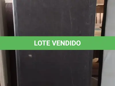 LOTE 296 - 02 BASES DE CAMA COURINO PRETO 1,98CM X 1,58CM (NO ESTADO EM QUE SE ENCONTRA. SUJEITO A AVARIAS OCULTAS/VISÍVEIS.)