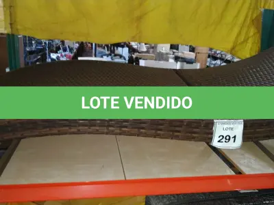 LOTE 291 - 01 ESPREGUIÇADEIRA. (NO ESTADO EM QUE SE ENCONTRA. SUJEITO A AVARIAS OCULTAS/VISÍVEIS.) BH1656B