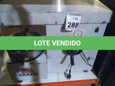 LOTE 288 - 01 BATEDEIRA INDUSTRIAL MARCA BRAESI. (NO ESTADO) ATENÇÃO! FAZER A VISITAÇÃO ANTES DE ARREMATAR, NÃO SABEMOS SE FUNCIONA, LEILÃO NÃO TEM GARANTIA E NEM DEVOLUÇÃO, SUJEITO A POSSÍVEIS AVARIAS VISÍVEIS/OCULTAS E/OU AUSÊNCIA DE COMPONENTES.