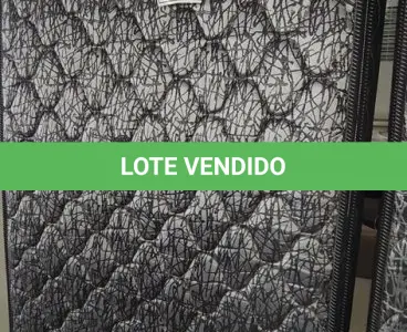 LOTE 168 - 01 COLCHÃO SOLTEIRO COM BASE 1,88CM X 0,88CM. (NO ESTADO EM QUE SE ENCONTRA. SUJEITO A AVARIAS OCULTAS/VISÍVEIS.) AU2189V