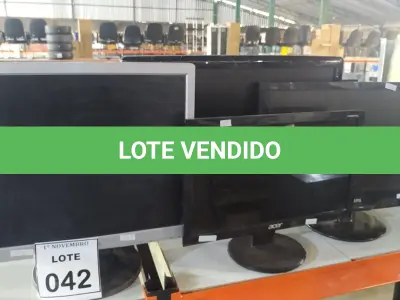 LOTE 042 - 01 LOTE COM VÁRIOS MONITORES LCD DE MARCAS E MODELOS DIVERSOS. (NO ESTADO) ATENÇÃO! FAZER A VISITAÇÃO ANTES DE ARREMATAR, NÃO SABEMOS SE FUNCIONA, LEILÃO NÃO TEM GARANTIA E NEM DEVOLUÇÃO, SUJEITO A POSSÍVEIS AVARIAS VISÍVEIS/OCULTAS E/OU AUSÊNCIA DE COMPONENTES.