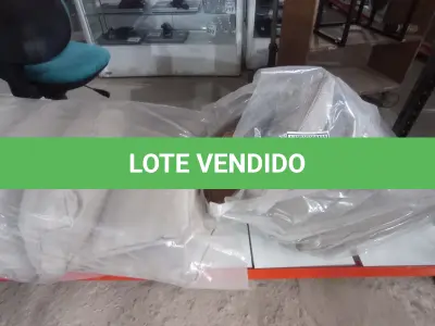 LOTE 375 - 01 LOTE COM ALMOFADAS DIVERSAS CORES E TAMANHOS. (NO ESTADO EM QUE SE ENCONTRA. SUJEITO A AVARIAS OCULTAS/VISÍVEIS.)