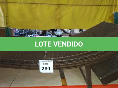 LOTE 291 - 01 ESPREGUIÇADEIRA. (NO ESTADO EM QUE SE ENCONTRA. SUJEITO A AVARIAS OCULTAS/VISÍVEIS.) BH1656B