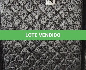 LOTE 176 - 01 COLCHÃO SOLTEIRO COM BASE 1,88CM X 0,88CM. (NO ESTADO EM QUE SE ENCONTRA. SUJEITO A AVARIAS OCULTAS/VISÍVEIS.) AU2472H