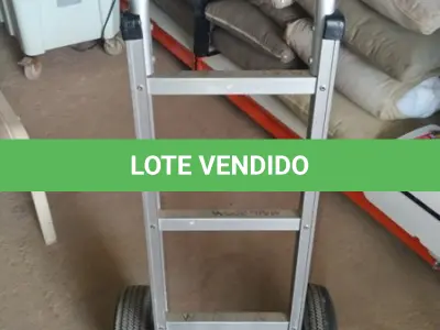 LOTE 274 - 01 CARRINHO PARA TRANSPORTE. (NO ESTADO EM QUE SE ENCONTRA. SUJEITO A AVARIAS OCULTAS/VISÍVEIS.)