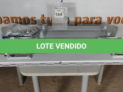 LOTE 164 - 01 SUPORTE STEELCASE . (NO ESTADO EM QUE SE ENCONTRA. SUJEITO A AVARIAS OCULTAS/VISÍVEIS.)