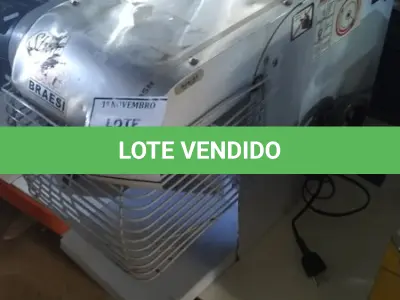 LOTE 039 - 01 BATEDEIRA INDUSTRIAL INCOMPLETA. (NO ESTADO) ATENÇÃO! FAZER A VISITAÇÃO ANTES DE ARREMATAR, NÃO SABEMOS SE FUNCIONA, LEILÃO NÃO TEM GARANTIA E NEM DEVOLUÇÃO, SUJEITO A POSSÍVEIS AVARIAS VISÍVEIS/OCULTAS E/OU AUSÊNCIA DE COMPONENTES.