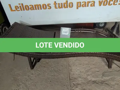 LOTE 165 - 01 ESPREGUIÇADEIRA. (NO ESTADO EM QUE SE ENCONTRA. SUJEITO A AVARIAS OCULTAS/VISÍVEIS.) BH1584D