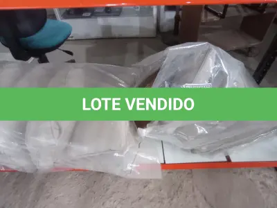 LOTE 375 - 01 LOTE COM ALMOFADAS DIVERSAS CORES E TAMANHOS. (NO ESTADO EM QUE SE ENCONTRA. SUJEITO A AVARIAS OCULTAS/VISÍVEIS.)