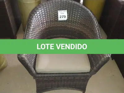 LOTE 279 - 01 CADEIRA DE JARDIM. (NO ESTADO EM QUE SE ENCONTRA. SUJEITO A AVARIAS OCULTAS/VISÍVEIS.) BF8489E