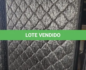 LOTE 173 - 01 COLCHÃO SOLTEIRO COM BASE 1,88CM X 0,88CM. (NO ESTADO EM QUE SE ENCONTRA. SUJEITO A AVARIAS OCULTAS/VISÍVEIS.) BJ7222L