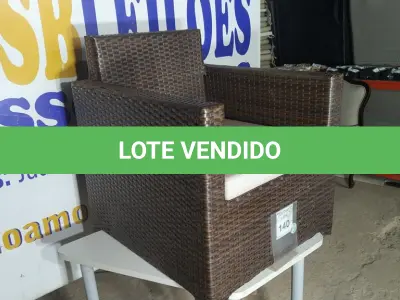 LOTE 140 - 01 POLTRONA DE JARDIM. (NO ESTADO EM QUE SE ENCONTRA. SUJEITO A AVARIAS OCULTAS/VISÍVEIS.) BH1580C