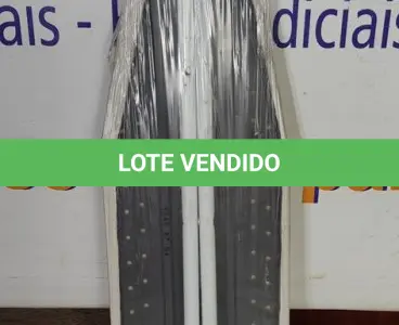 LOTE 163 - 01 TÁBUA DE PASSAR ROUPAS. (NO ESTADO EM QUE SE ENCONTRA. SUJEITO A AVARIAS OCULTAS/VISÍVEIS.)