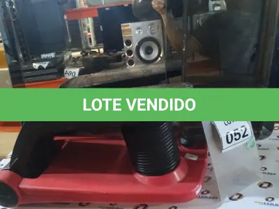 LOTE 052 - 01 APARELHO DE GINÁSTICA E 01 ESPELHO DE BANHEIRO. (NO ESTADO) ATENÇÃO! FAZER A VISITAÇÃO ANTES DE ARREMATAR, NÃO SABEMOS SE FUNCIONA, LEILÃO NÃO TEM GARANTIA E NEM DEVOLUÇÃO, SUJEITO A POSSÍVEIS AVARIAS VISÍVEIS/OCULTAS E/OU AUSÊNCIA DE COMPONENTES.
