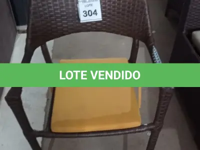 LOTE 304 - 01 CADEIRA DE JARDIM. (NO ESTADO EM QUE SE ENCONTRA. SUJEITO A AVARIAS OCULTAS/VISÍVEIS.) BH1588R