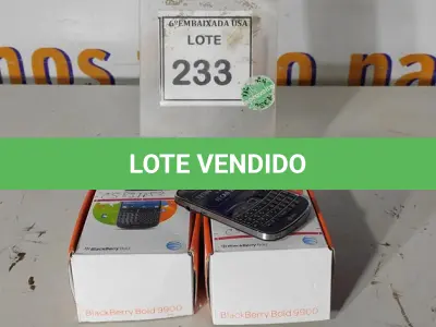 LOTE 233 - 02 BLACKBERRY BOLD 9900. (NO ESTADO EM QUE SE ENCONTRA. SUJEITO A AVARIAS OCULTAS/VISÍVEIS.) CS831144, CS831152