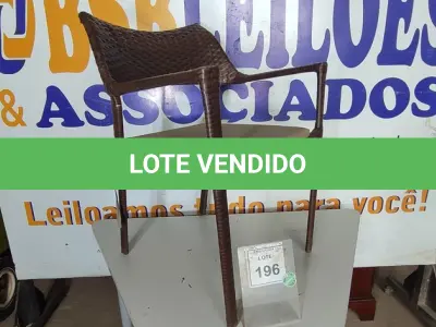LOTE 196 - 01 CADEIRA DE JARDIM. (NO ESTADO EM QUE SE ENCONTRA. SUJEITO A AVARIAS OCULTAS/VISÍVEIS.) BH1588G