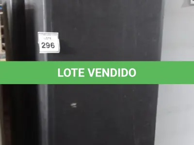 LOTE 296 - 02 BASES DE CAMA COURINO PRETO 1,98CM X 1,58CM (NO ESTADO EM QUE SE ENCONTRA. SUJEITO A AVARIAS OCULTAS/VISÍVEIS.)