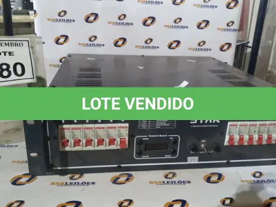 LOTE 380 - 01 EQUIPAMENTO DE CONTROLE DE ILUMINAÇÃO MÓDULO DIMMER MODELO 124KT-BL MARCA STER LIGHTING. (NO ESTADO) ATENÇÃO! FAZER A VISITAÇÃO ANTES DE ARREMATAR, NÃO SABEMOS SE FUNCIONA, LEILÃO NÃO TEM GARANTIA E NEM DEVOLUÇÃO, SUJEITO A POSSÍVEIS AVARIAS VISÍVEIS/OCULTAS E/OU AUSÊNCIA DE COMPONENTES.