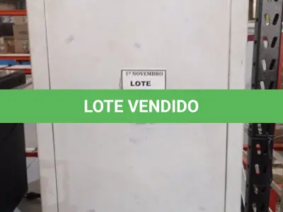 LOTE 372 - 01 FRIGOBAR. (NO ESTADO) ATENÇÃO! FAZER A VISITAÇÃO ANTES DE ARREMATAR, NÃO SABEMOS SE FUNCIONA, LEILÃO NÃO TEM GARANTIA E NEM DEVOLUÇÃO, SUJEITO A POSSÍVEIS AVARIAS VISÍVEIS/OCULTAS E/OU AUSÊNCIA DE COMPONENTES.