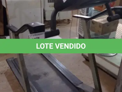 LOTE 336 - 01 ESTEIRA ERGOMÉTRICA MARCA REEBOK. (NO ESTADO) ATENÇÃO! FAZER A VISITAÇÃO ANTES DE ARREMATAR, NÃO SABEMOS SE FUNCIONA, LEILÃO NÃO TEM GARANTIA E NEM DEVOLUÇÃO, SUJEITO A POSSÍVEIS AVARIAS VISÍVEIS/OCULTAS E/OU AUSÊNCIA DE COMPONENTES.
