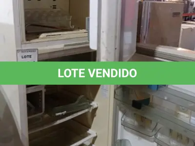 LOTE 364 - 01 FREEZER VERTICAL 220V E 01 GELADEIRA 220V MARCA BRASTEMP. (NO ESTADO) ATENÇÃO! FAZER A VISITAÇÃO ANTES DE ARREMATAR, NÃO SABEMOS SE FUNCIONA, LEILÃO NÃO TEM GARANTIA E NEM DEVOLUÇÃO, SUJEITO A POSSÍVEIS AVARIAS VISÍVEIS/OCULTAS E/OU AUSÊNCIA DE COMPONENTES.