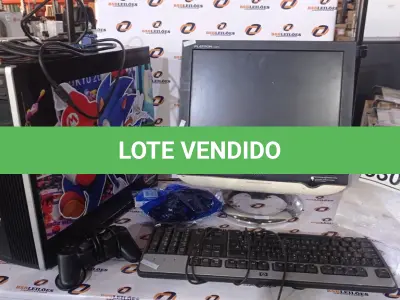 LOTE 330 - 01 COMPUTADOR ARCADE COM 02 CONTROLES E JOGAS INSTALADOS. (NO ESTADO) ATENÇÃO! FAZER A VISITAÇÃO ANTES DE ARREMATAR, NÃO SABEMOS SE FUNCIONA, LEILÃO NÃO TEM GARANTIA E NEM DEVOLUÇÃO, SUJEITO A POSSÍVEIS AVARIAS VISÍVEIS/OCULTAS E/OU AUSÊNCIA DE COMPONENTES.