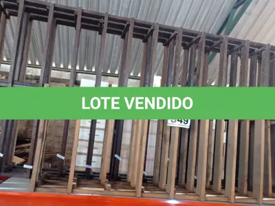 LOTE 349 - 01 ADEGA DE VINHOS EM MADEIRA. (NO ESTADO) ATENÇÃO! FAZER A VISITAÇÃO ANTES DE ARREMATAR, NÃO SABEMOS SE FUNCIONA, LEILÃO NÃO TEM GARANTIA E NEM DEVOLUÇÃO, SUJEITO A POSSÍVEIS AVARIAS VISÍVEIS/OCULTAS E/OU AUSÊNCIA DE COMPONENTES.