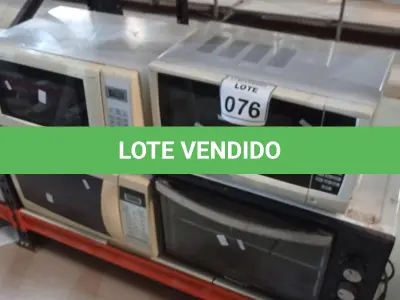 LOTE 076 - 01 FORNO ELÉTRICO E 03 MICRO-ONDAS MARCAS E MODELOS DIVERSOS. (NO ESTADO) ATENÇÃO! FAZER A VISITAÇÃO ANTES DE ARREMATAR, NÃO SABEMOS SE FUNCIONA, LEILÃO NÃO TEM GARANTIA E NEM DEVOLUÇÃO, SUJEITO A POSSÍVEIS AVARIAS VISÍVEIS/OCULTAS E/OU AUSÊNCIA DE COMPONENTES.