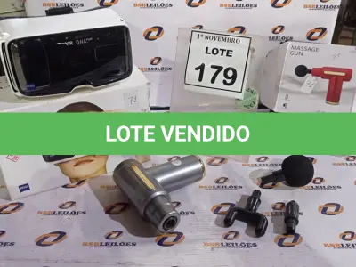LOTE 179 - 01 ÓCULOS VR E 01 MASSAGEADOR. (NO ESTADO) ATENÇÃO! FAZER A VISITAÇÃO ANTES DE ARREMATAR, NÃO SABEMOS SE FUNCIONA, LEILÃO NÃO TEM GARANTIA E NEM DEVOLUÇÃO, SUJEITO A POSSÍVEIS AVARIAS VISÍVEIS/OCULTAS E/OU AUSÊNCIA DE COMPONENTES.