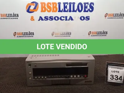 LOTE 334 - 01 GRAVADOR DE VIDEOCASSETE DIGITAL MODELO DSR-80 MARCA SONY. (NO ESTADO) ATENÇÃO! FAZER A VISITAÇÃO ANTES DE ARREMATAR, NÃO SABEMOS SE FUNCIONA, LEILÃO NÃO TEM GARANTIA E NEM DEVOLUÇÃO, SUJEITO A POSSÍVEIS AVARIAS VISÍVEIS/OCULTAS E/OU AUSÊNCIA DE COMPONENTES.