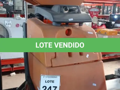 LOTE 247 - 01 MÁQUINA DE LIMPEZA DE CARPETES TASKI AQUAMAT 20. (NO ESTADO) ATENÇÃO! FAZER A VISITAÇÃO ANTES DE ARREMATAR, NÃO SABEMOS SE FUNCIONA, LEILÃO NÃO TEM GARANTIA E NEM DEVOLUÇÃO, SUJEITO A POSSÍVEIS AVARIAS VISÍVEIS/OCULTAS E/OU AUSÊNCIA DE COMPONENTES.