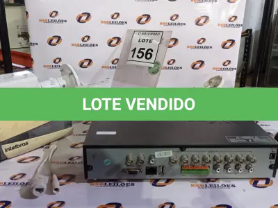 LOTE 156 - 01 DVR E 04 CÂMERAS DE MONITORAMENTO DE MARCAS E MODELOS DIVERSOS. (NO ESTADO) ATENÇÃO! FAZER A VISITAÇÃO ANTES DE ARREMATAR, NÃO SABEMOS SE FUNCIONA, LEILÃO NÃO TEM GARANTIA E NEM DEVOLUÇÃO, SUJEITO A POSSÍVEIS AVARIAS VISÍVEIS/OCULTAS E/OU AUSÊNCIA DE COMPONENTES.