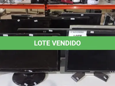 LOTE 134 - 08 MONITORES DE MARCAS E MODELOS DIVERSOS. (NO ESTADO) ATENÇÃO! FAZER A VISITAÇÃO ANTES DE ARREMATAR, NÃO SABEMOS SE FUNCIONA, LEILÃO NÃO TEM GARANTIA E NEM DEVOLUÇÃO, SUJEITO A POSSÍVEIS AVARIAS VISÍVEIS/OCULTAS E/OU AUSÊNCIA DE COMPONENTES.