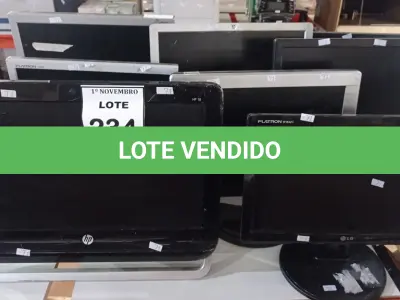 LOTE 234 - 01 ALL IN ONE MARCA HP E 07 MONITORES DE MARCAS E MODELOS DIVERSOS. (NO ESTADO) ATENÇÃO! FAZER A VISITAÇÃO ANTES DE ARREMATAR, NÃO SABEMOS SE FUNCIONA, LEILÃO NÃO TEM GARANTIA E NEM DEVOLUÇÃO, SUJEITO A POSSÍVEIS AVARIAS VISÍVEIS/OCULTAS E/OU AUSÊNCIA DE COMPONENTES.