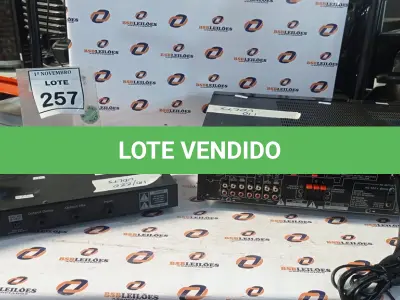 LOTE 257 - 01 RECEIVER MODELO VSX-D308 MARCA PIONEER E 01 DELAY DIGITAL MARCA CHORUS. (NO ESTADO) ATENÇÃO! FAZER A VISITAÇÃO ANTES DE ARREMATAR, NÃO SABEMOS SE FUNCIONA, LEILÃO NÃO TEM GARANTIA E NEM DEVOLUÇÃO, SUJEITO A POSSÍVEIS AVARIAS VISÍVEIS/OCULTAS E/OU AUSÊNCIA DE COMPONENTES.