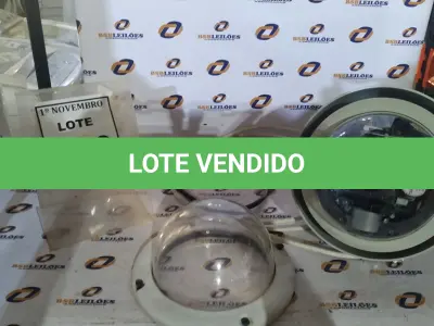 LOTE 400 - 01 CÂMERA DOME MARCA AVIGILON. (NO ESTADO) ATENÇÃO! FAZER A VISITAÇÃO ANTES DE ARREMATAR, NÃO SABEMOS SE FUNCIONA, LEILÃO NÃO TEM GARANTIA E NEM DEVOLUÇÃO, SUJEITO A POSSÍVEIS AVARIAS VISÍVEIS/OCULTAS E/OU AUSÊNCIA DE COMPONENTES.