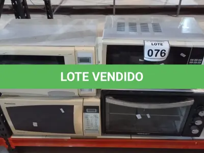 LOTE 076 - 01 FORNO ELÉTRICO E 03 MICRO-ONDAS MARCAS E MODELOS DIVERSOS. (NO ESTADO) ATENÇÃO! FAZER A VISITAÇÃO ANTES DE ARREMATAR, NÃO SABEMOS SE FUNCIONA, LEILÃO NÃO TEM GARANTIA E NEM DEVOLUÇÃO, SUJEITO A POSSÍVEIS AVARIAS VISÍVEIS/OCULTAS E/OU AUSÊNCIA DE COMPONENTES.