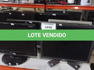 LOTE 134 - 08 MONITORES DE MARCAS E MODELOS DIVERSOS. (NO ESTADO) ATENÇÃO! FAZER A VISITAÇÃO ANTES DE ARREMATAR, NÃO SABEMOS SE FUNCIONA, LEILÃO NÃO TEM GARANTIA E NEM DEVOLUÇÃO, SUJEITO A POSSÍVEIS AVARIAS VISÍVEIS/OCULTAS E/OU AUSÊNCIA DE COMPONENTES.