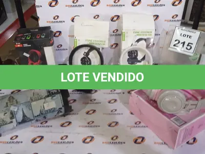 LOTE 215 - 01 LOTE COM VÁRIOS HEADPHONES DE MARCAS E MODELOS DIVERSOS. (NO ESTADO) ATENÇÃO! FAZER A VISITAÇÃO ANTES DE ARREMATAR, NÃO SABEMOS SE FUNCIONA, LEILÃO NÃO TEM GARANTIA E NEM DEVOLUÇÃO, SUJEITO A POSSÍVEIS AVARIAS VISÍVEIS/OCULTAS E/OU AUSÊNCIA DE COMPONENTES.
