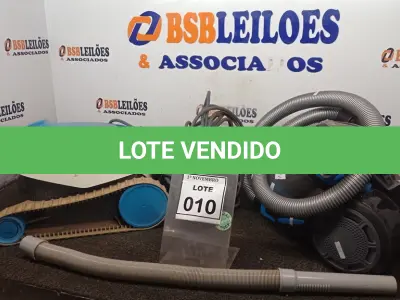 LOTE 010 - 01 ROBÔ ASPIRADOR DE PISCINA E 01 ASPIRADOR DO PÓ MODELO SMART MARCA ELECTROLUX (NO ESTADO) ATENÇÃO! FAZER A VISITAÇÃO ANTES DE ARREMATAR, NÃO SABEMOS SE FUNCIONA, LEILÃO NÃO TEM GARANTIA E NEM DEVOLUÇÃO, SUJEITO A POSSÍVEIS AVARIAS