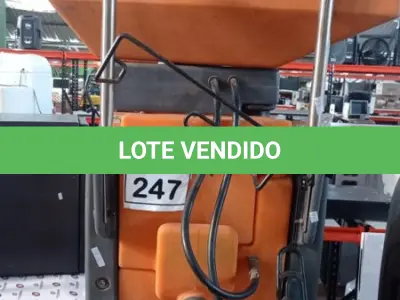 LOTE 247 - 01 MÁQUINA DE LIMPEZA DE CARPETES TASKI AQUAMAT 20. (NO ESTADO) ATENÇÃO! FAZER A VISITAÇÃO ANTES DE ARREMATAR, NÃO SABEMOS SE FUNCIONA, LEILÃO NÃO TEM GARANTIA E NEM DEVOLUÇÃO, SUJEITO A POSSÍVEIS AVARIAS VISÍVEIS/OCULTAS E/OU AUSÊNCIA DE COMPONENTES.