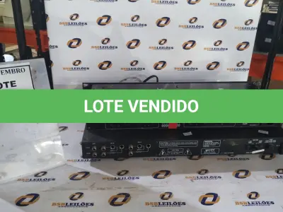 LOTE 415 - 02 EQUALIZADORES. (NO ESTADO) ATENÇÃO! FAZER A VISITAÇÃO ANTES DE ARREMATAR, NÃO SABEMOS SE FUNCIONA, LEILÃO NÃO TEM GARANTIA E NEM DEVOLUÇÃO, SUJEITO A POSSÍVEIS AVARIAS VISÍVEIS/OCULTAS E/OU AUSÊNCIA DE COMPONENTES.